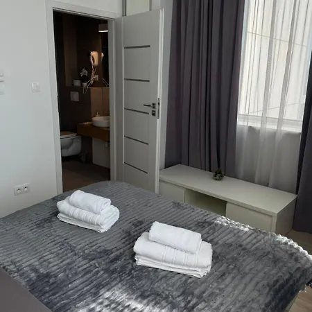 Al Jerozolimskie 216 Apart-wawa Appartamento *
